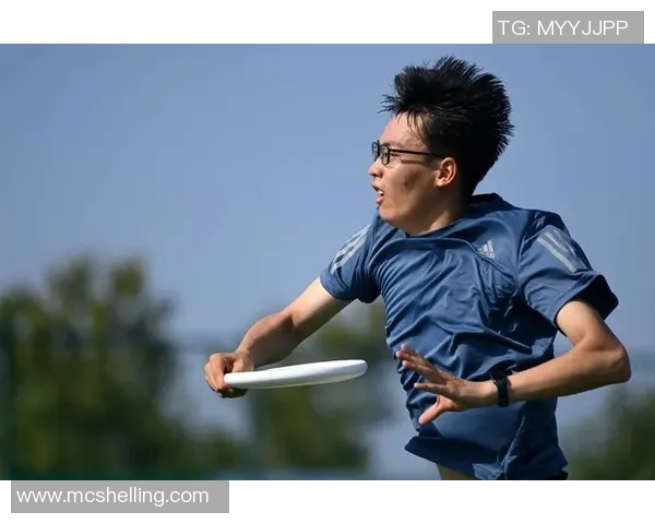 飞盘运动的崛起：深入探讨重庆飞盘队的拼搏与团结精神